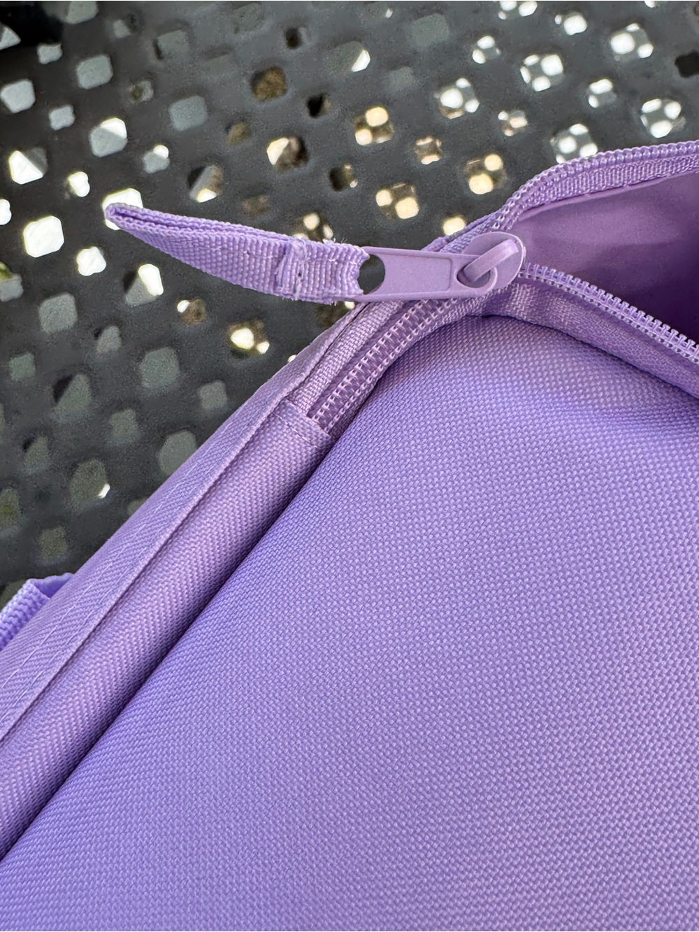 Trader Joe’s Lavender Purple Large Insulated Cooler Tote Bag Rare Reusable - Picture 4 of 8